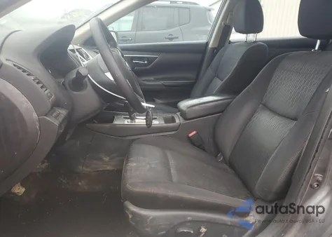 2016 Nissan Altima 2.5 z USA, uszkodzony, nr VIN 1N4AL3AP2GN366327